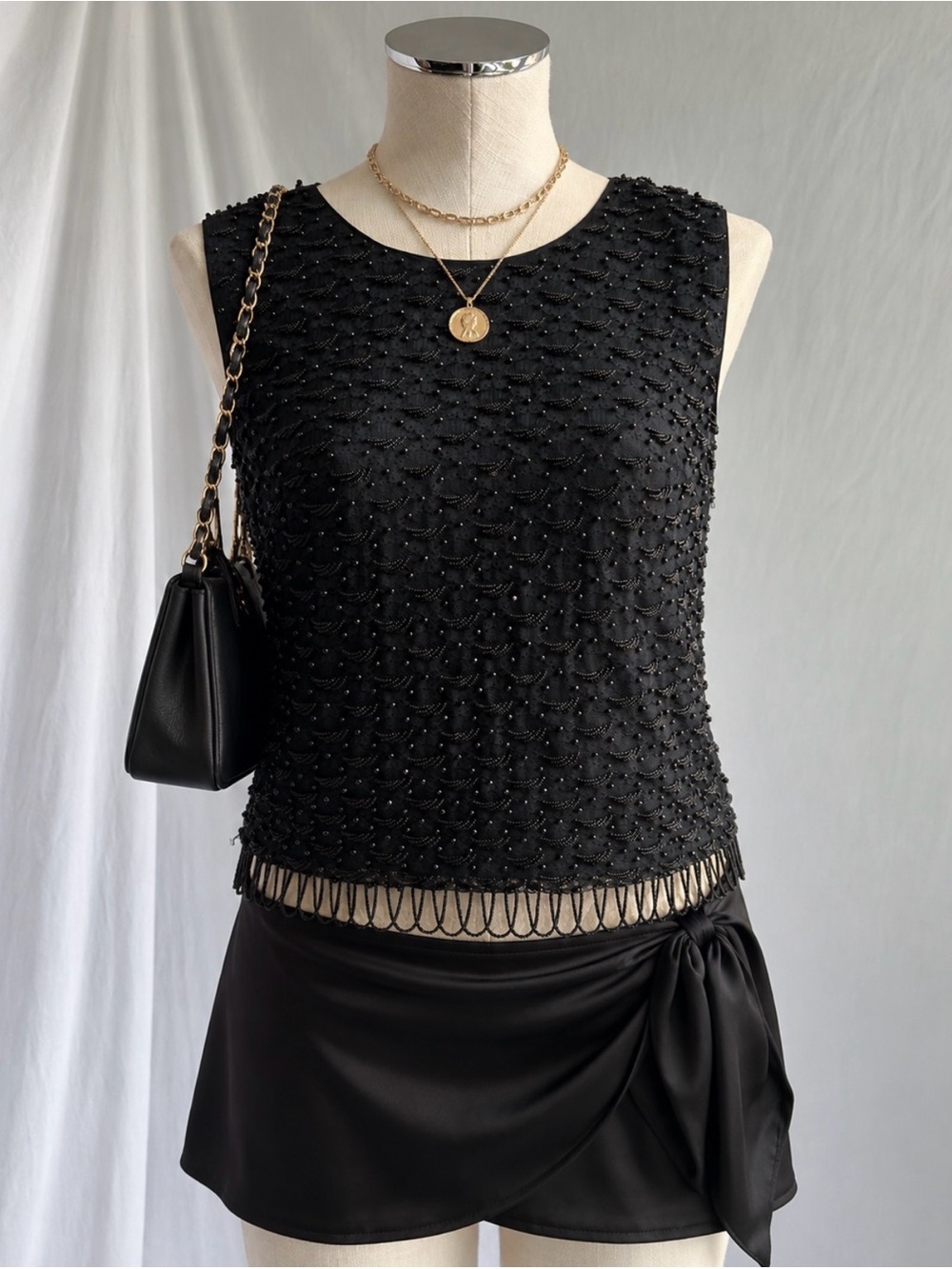 Vintage Harilela’s Black Beaded Lace Sleeveless Top Fringe Hem Zip Back Small
